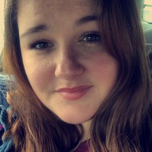 Meet your Posher, Kaila